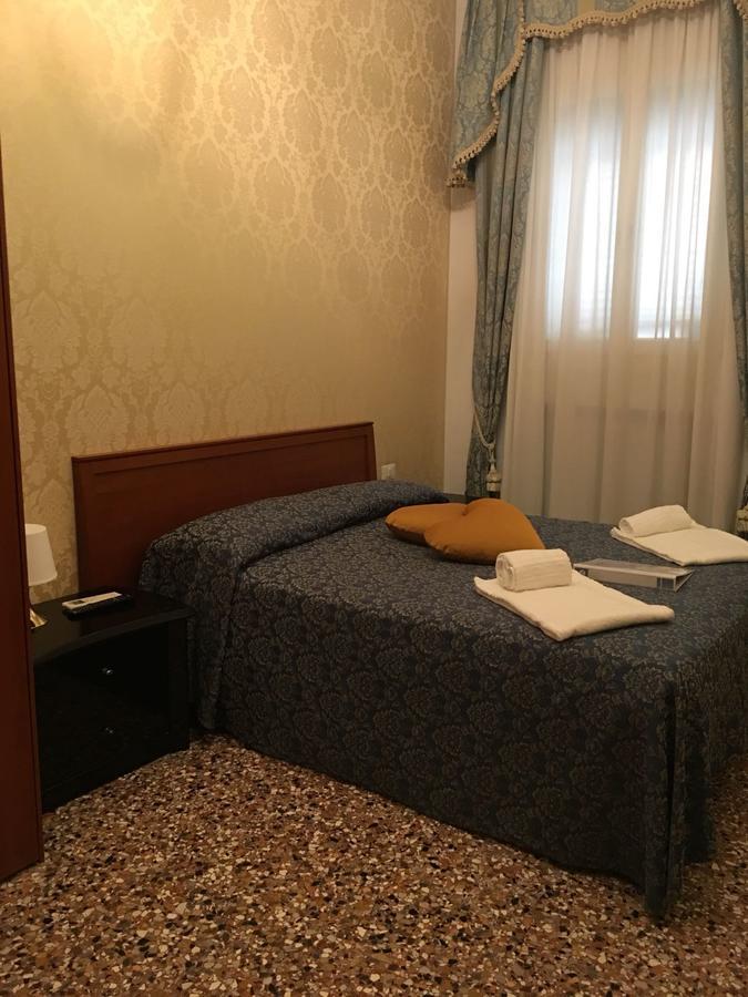Casa Dolce Hotel Veneţia Exterior foto